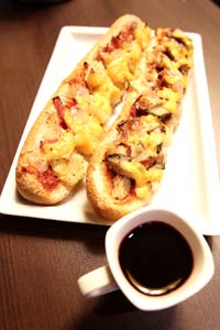 比利時聖誕限定餐點,比利時PIZZA及Gluwine限量上市